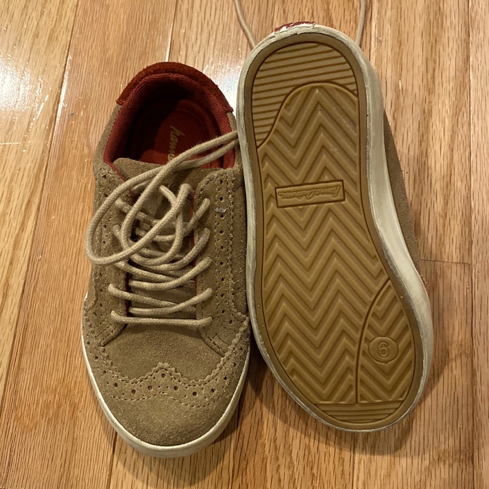 Boys suede wingtip shoes
